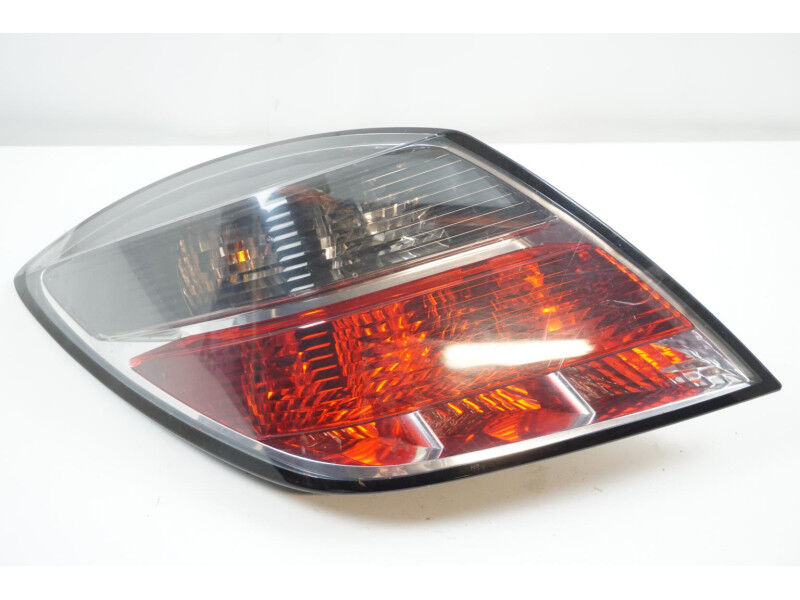 Feu Arrière Gauche Pour OPEL ASTRA H Phase 2 - Référence 93190304 - Occasion État Bon
